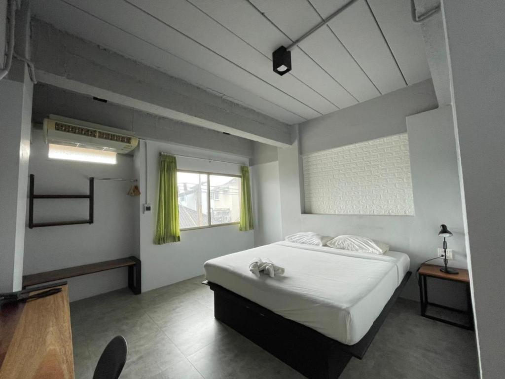 Thai Hotel Krabi town Esterno foto