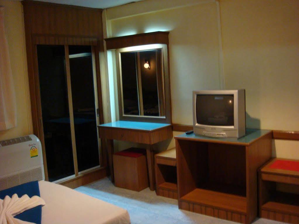 Thai Hotel Krabi town Esterno foto